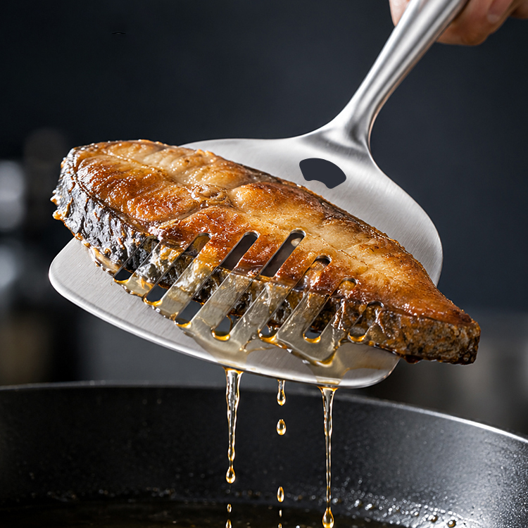 Extra Wide Fish Spatula Extra Wide Fish Spatula
